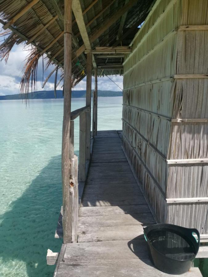 Kri Raja Ampat Bungalows Экстерьер фото